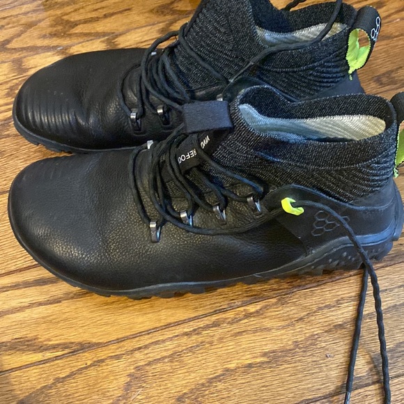 VivoBarefoot sneakers - Picture 2 of 4